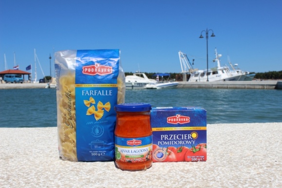 Wielkie pomidorowe święto z Podravką w chorwackim Umag Podróże, LIFESTYLE - 30 lipca 2015 r. już po raz osiemnasty rynek główny chorwackiej miejscowości Umag w regionie Istria zamienił się w prawdziwy, pomidorowy festiwal dzięki firmie Podravka.