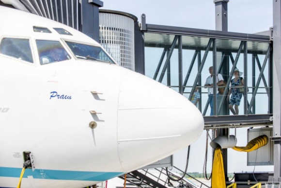 First minute na lato 2016: już dostępne z Wrocławia Podróże, LIFESTYLE - Nowości w Grecji i Hiszpanii oraz zniżki nawet do 40%. Biura podróży rozpoczęły już sprzedaż ofert na lato 2016 z wylotem z Wrocławia. Czarterowe lato rusza od połowy kwietnia.