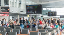Lato 2016: nowy rozkład lotów już jest Podróże, LIFESTYLE - Nowości od tanich linii, nowe połączenie krajowe i atrakcyjna oferta czarterów. W nocy z soboty na niedzielę (26/27 marca) w Porcie Lotniczym Wrocław zacznie obowiązywać nowy rozkład lotów.