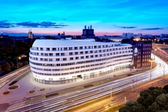 Wrocławski hotel jedyny w Polsce z prestiżową nominacją. Zagłosuj! Podróże, LIFESTYLE - DoubleTree by Hilton Wroclaw reprezentuje Polskę na europejskim szczeblu konkursu World Travel Awards 2017. Jako jedyny hotel z Polski ubiega się o nagrodę w kategorii Najlepszy Designerski Hotel w Europie.