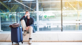 Podróż lotnicza w szczycie sezonu – czego się spodziewać? Podróże, LIFESTYLE - Skycop zebrał listę możliwych niedogodności i ich rozwiązań, aby podróże w szczycie sezonu mogły przebiegać bezstresowo.